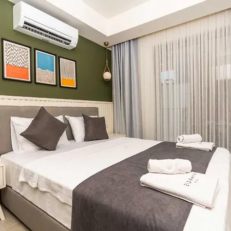 Evderhan Hotel *