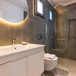 Evderhan Hotel *
